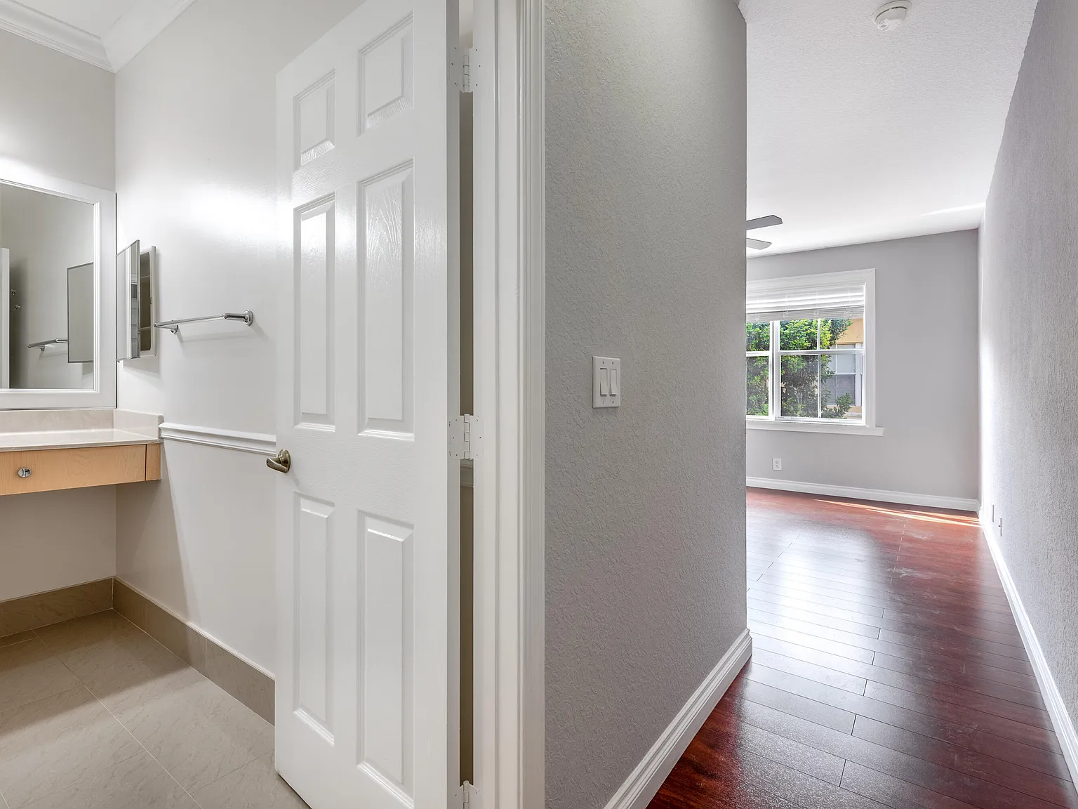 3557 Forest Hill Boulevard - 54 — Photo 2