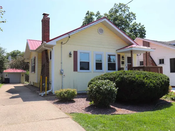 952 Benton Avenue, Janesville, WI 53545