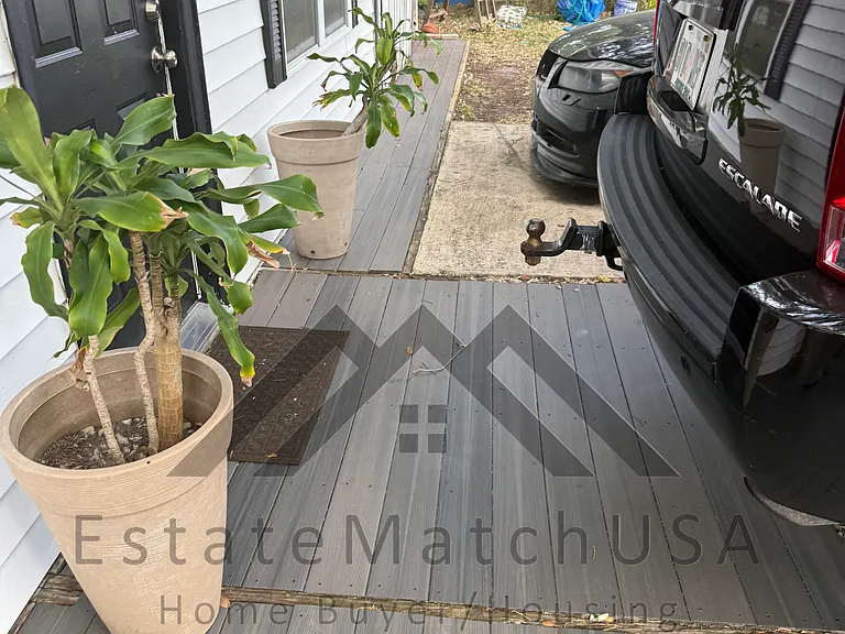 1512 Stevensons Dr — Photo 7