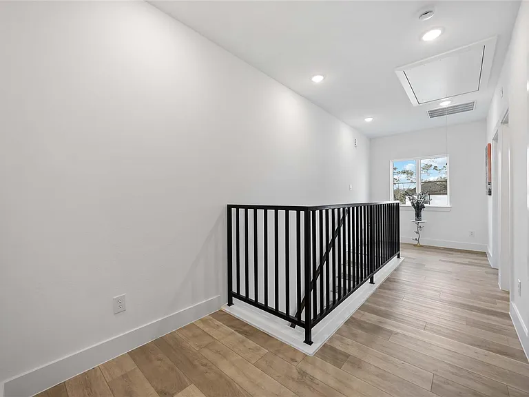 5702 Breland St #D — Photo 10