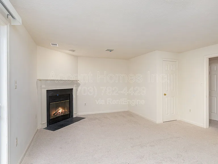 7461 Ridge Oak Ct — Photo 28