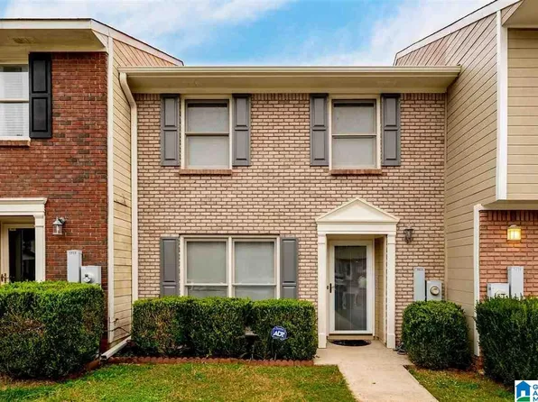 5052 Falling Creek Ln, Birmingham, AL 35235
