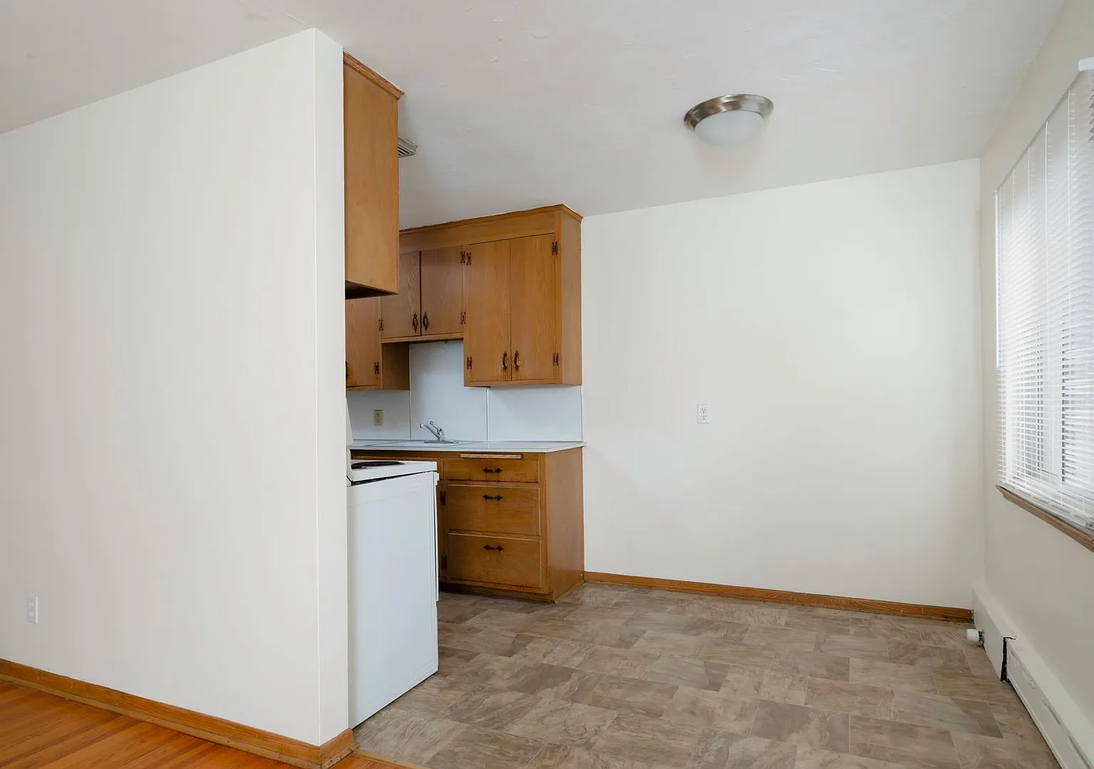 2709 Park Ave S — Photo 4