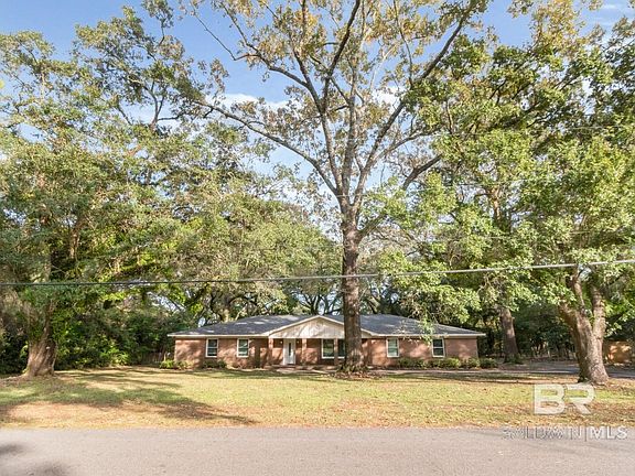 2nd image of 913 Cottage Hill Ave