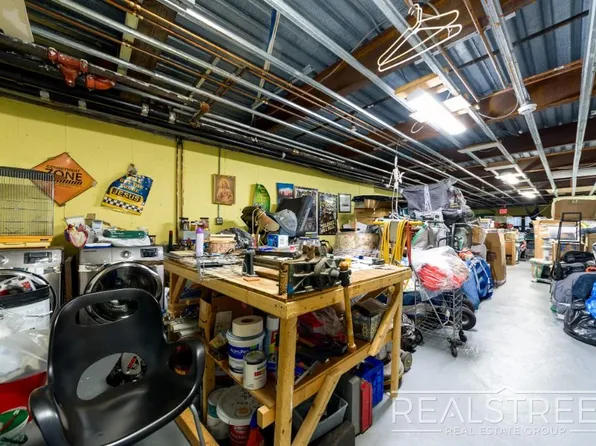 90 Moore Street image 4 of 19