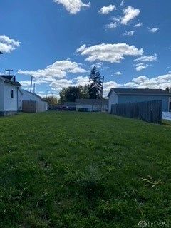 2nd image of 605 Young St