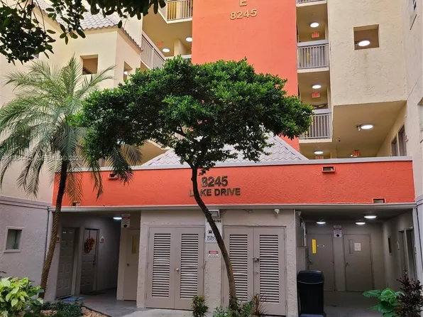 8245 Lake Dr APT 406, Doral, FL 33166