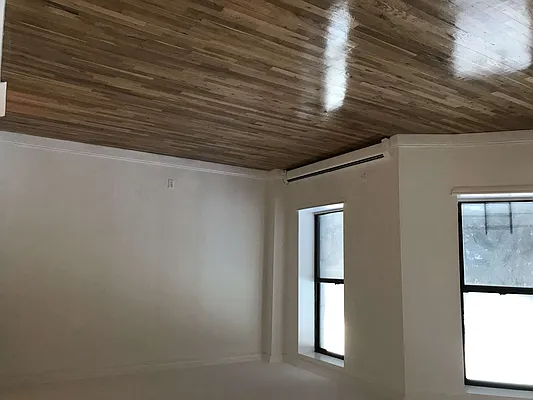 Rented by Sandra Ospina, Licensed Real Estate Broker | media 25