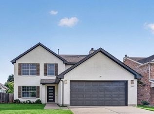 640 Fossil Wood Dr, Saginaw, TX 76179