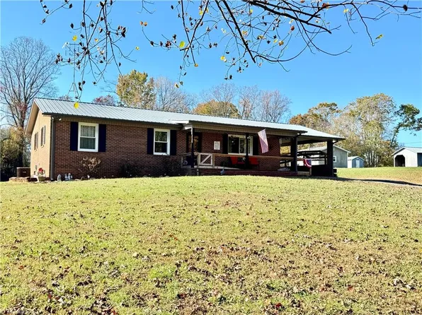 695 McKinley Rd, Traphill, NC 28685