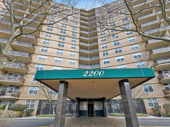 2200 N Central Rd APT 10B