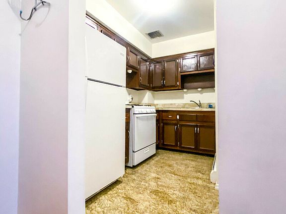 4th image of 25-97 38th St #3A