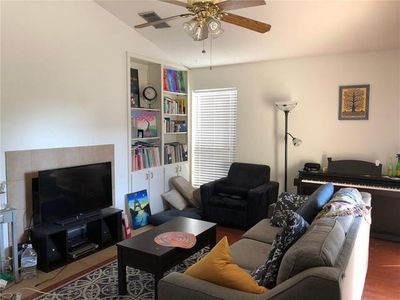2905 Swisher St APT 301, Austin, TX, 78705