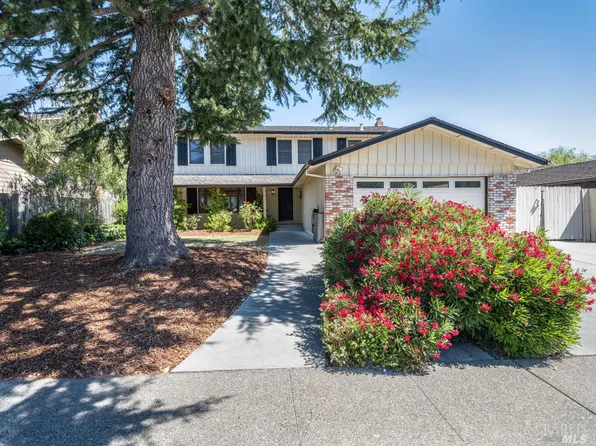 55 Mount Muir Court, San Rafael, CA 94903