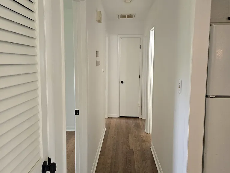 310 Cedarwood Ln — Photo 8