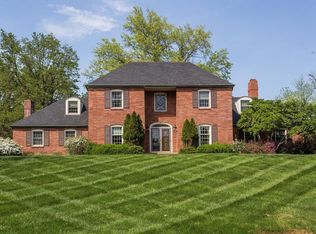 20 Rio Vista Dr, Indian Hills, KY 40207