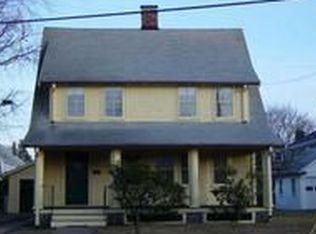 87 Greenleaf St, Quincy, MA 02169