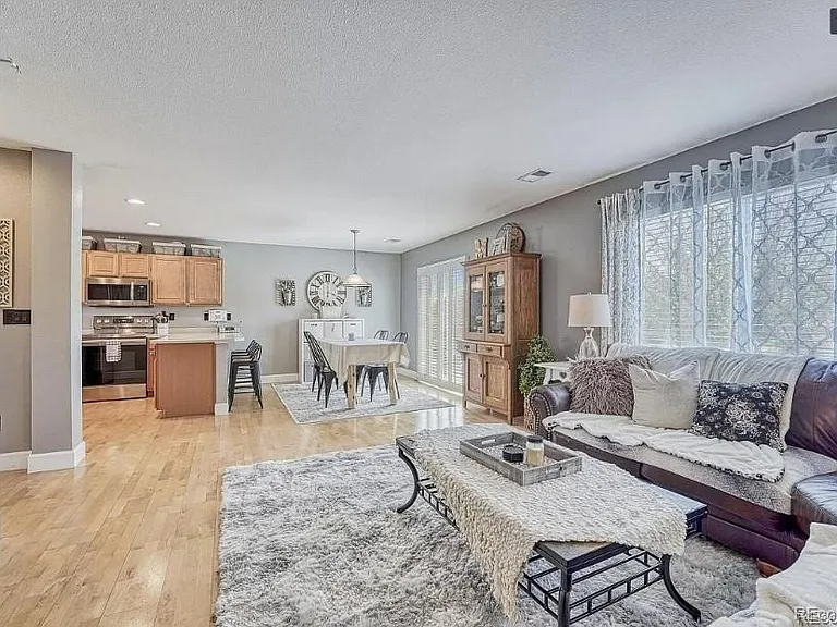 3546 Wonder Dr — Photo 3