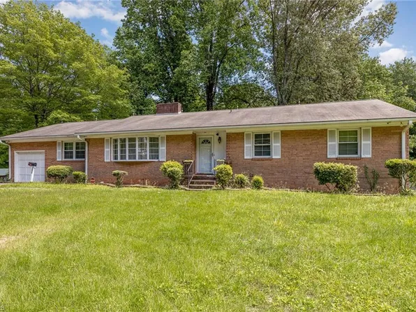 3719 Spaulding Dr, Winston Salem, NC 27105