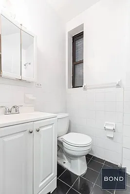 Rented by Bond New York | media 8