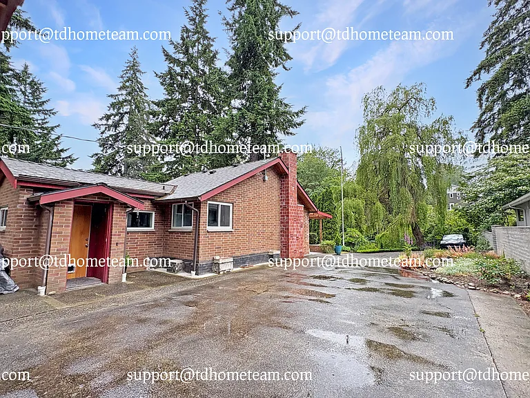19904 60th Ave NE — Photo 4