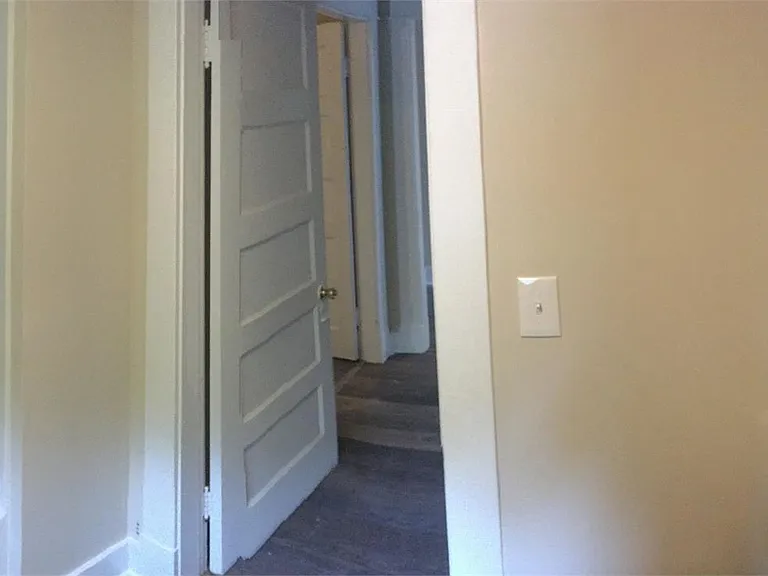 12 Pike St #2 — Photo 3