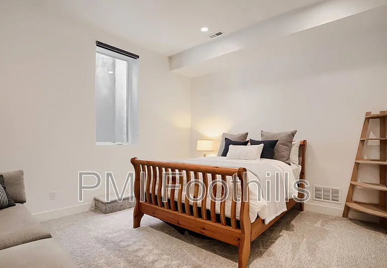2740 Hazel Ct — Photo 25