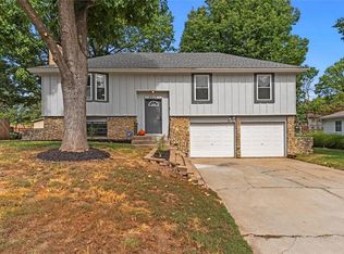 5618 Locust Ave, Kansas City, KS 66106