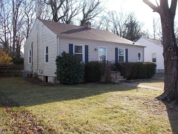 2nd image of 1772 Pexton Ave