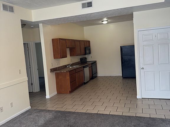 2nd image of 1532 S Saint Aubin St