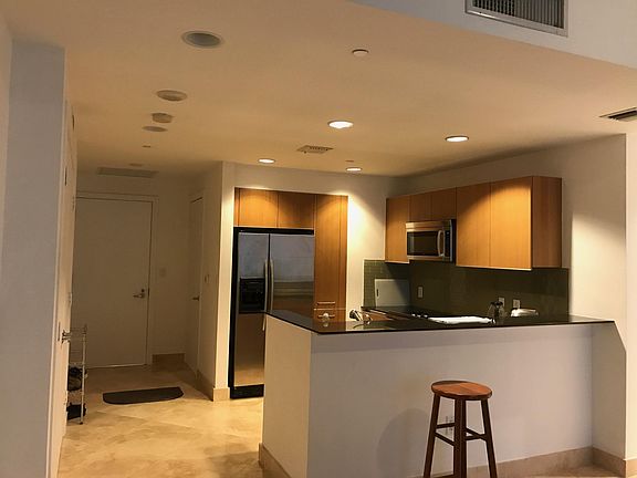 2nd image of 1060 Brickell Ave APT 1611