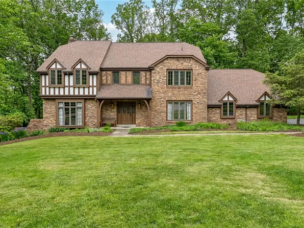 4541 Nature Trail Dr, Allison Park, PA 15101