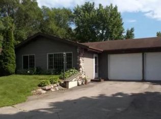7641 Conifer Ct, Deforest, WI 53532
