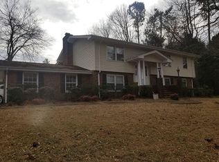 5010 Whispering Pines Dr, Gainesville, GA 30504