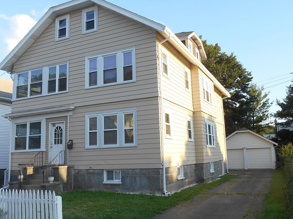 1st image of 70 Dysart St
