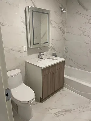Rented by Winzone Realty Inc | media 5