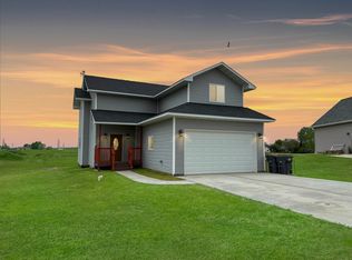 120 Adeline Dr, Stanley, ND 58784