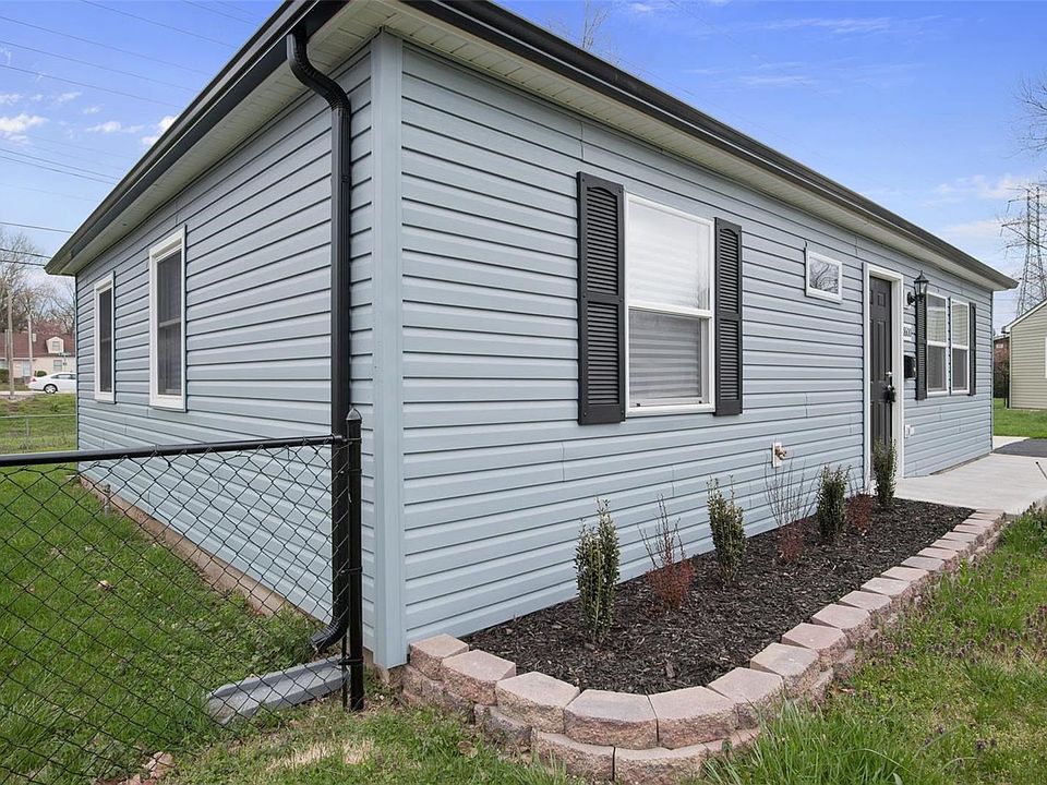 Welcome home to 8600 Graham Lane!