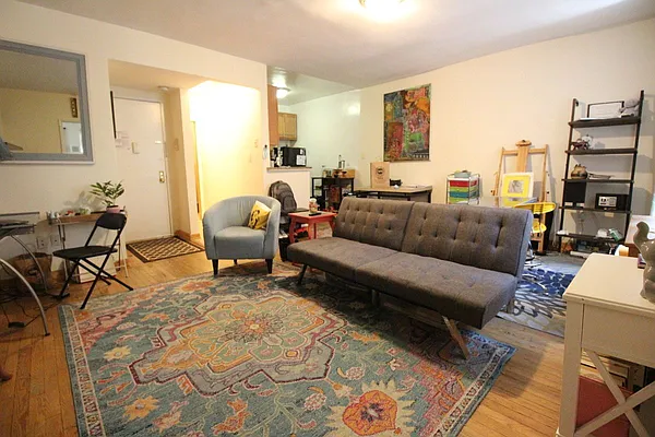 Rented by Luxor Homes & Investment Realty | media 11