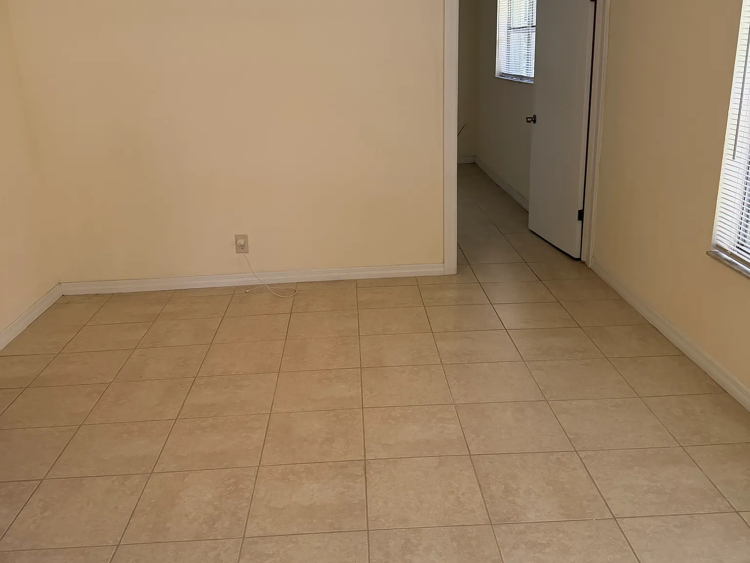 2 bed, 1424 sqft, $1,850 — Photo 2