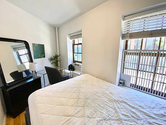 Rented by J PRESTON AND ASSOCIATES INC | media 26