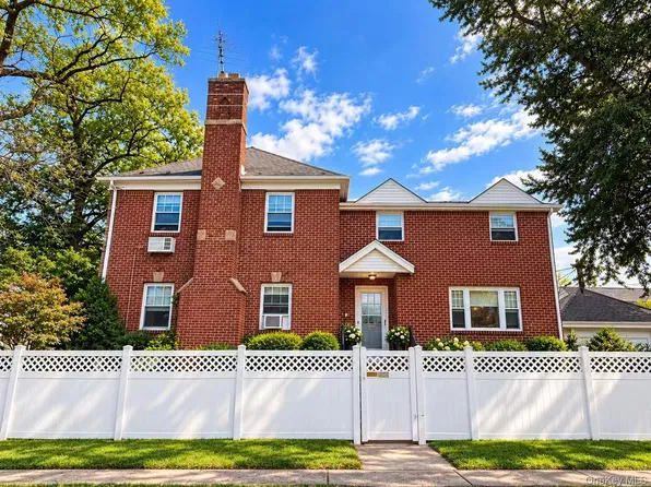 120-02 9th Avenue, College Point, NY 11356
