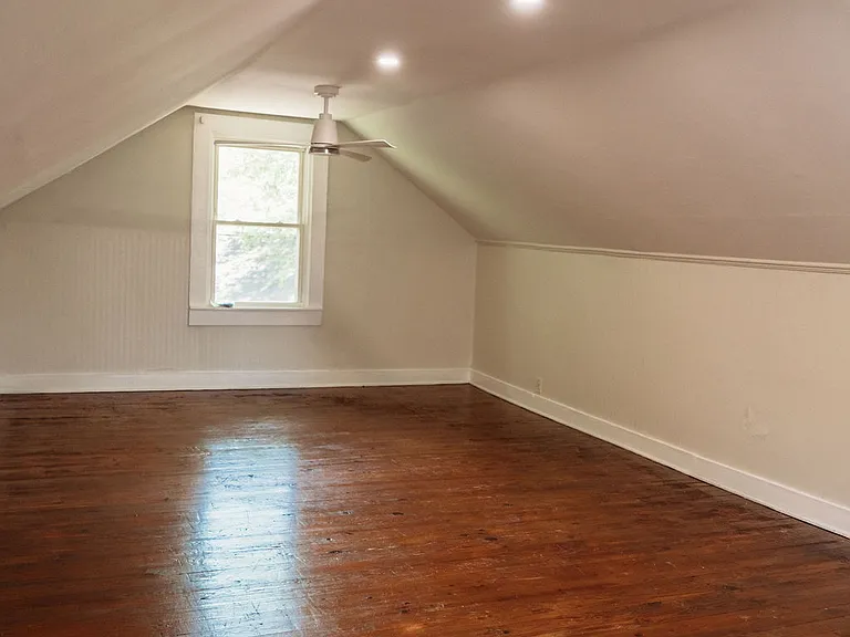 300 Osborne Dr — Photo 47