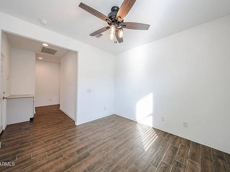 2306 E Branham Ln — Photo 19