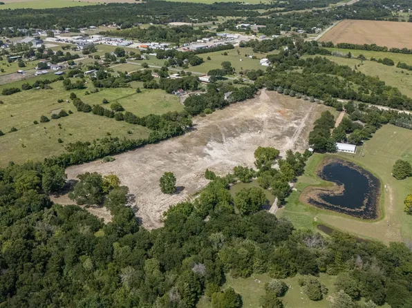 1065 Bluff Springs Rd, Ferris, TX 75125