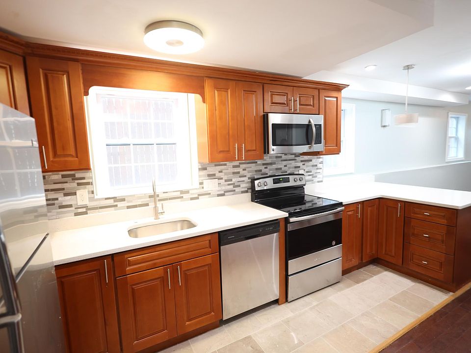 1st image of 65 Marietta St #G