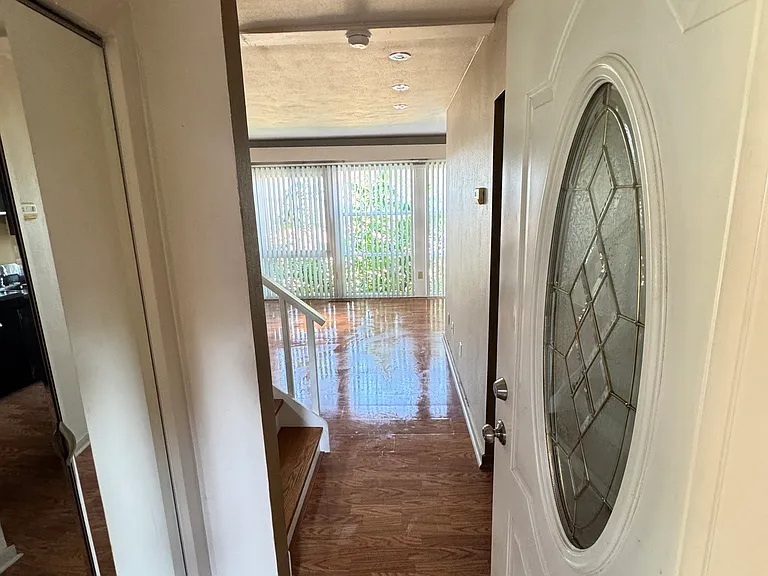 887 Mount Loretta Ave — Photo 21