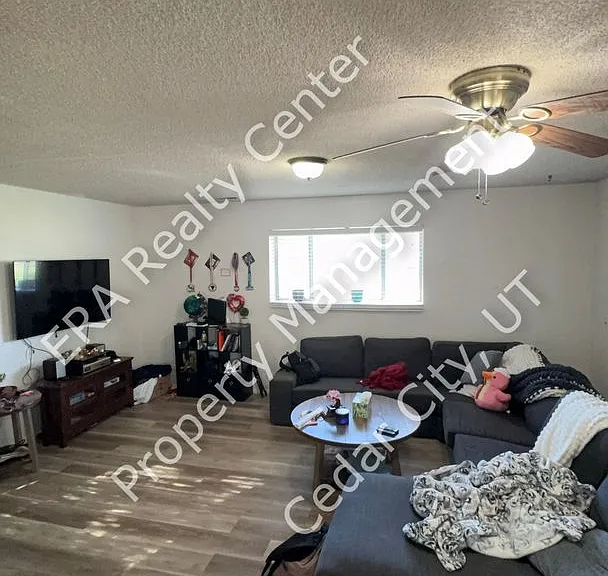 421 N 800 W #3 — Photo 3