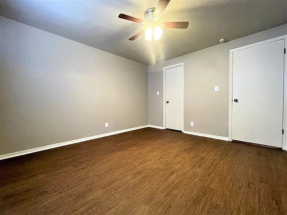 5th image of 610 Parnell Dr #141