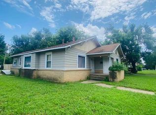 301 S Lake St, Ponca City, OK 74601